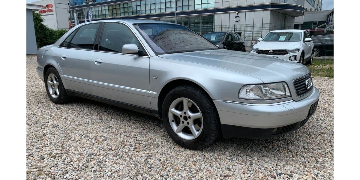 Audi A8 228.500 km 4.950 &euro; Berlin-Spandau 13597
