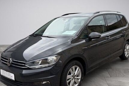 VW Touran 61.868 km 23.890 &euro; Riesa 01587