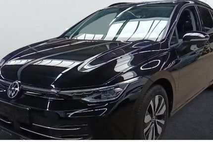 VW Golf 25.757 km 26.888 &euro; Berlin 10709