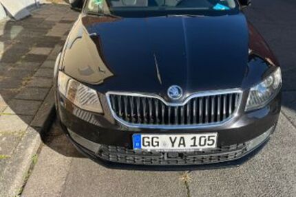 Skoda Octavia 202.000 km 10.500 &euro; Kelsterbach 65451