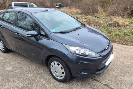 Ford Fiesta 47.000 km 4.590 &euro; Hildesheim 31137