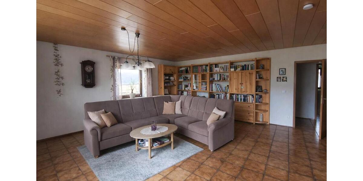 4 Zimmer, Küche, Bad, Gäste-WC ruhig und innenstadtnähe 4 zimmer