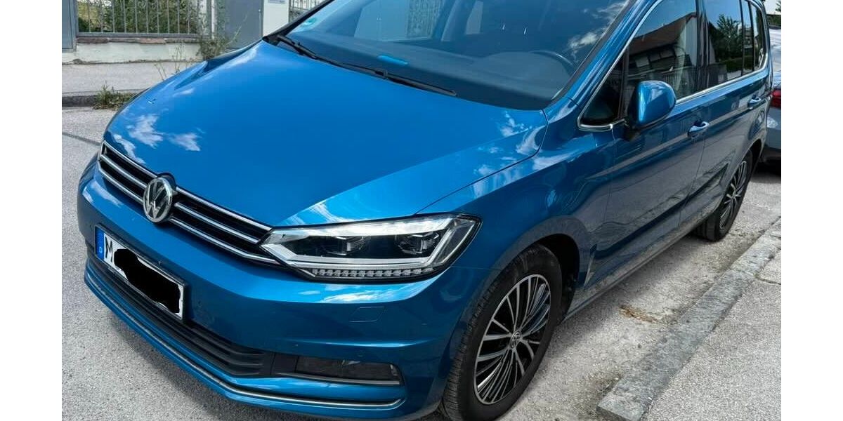 VW Touran 99.800 km 21.800 &euro; München 80939