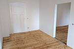 Komplett sanierte 4-Zimmer AltbauWohnung in U-Bahnnähe