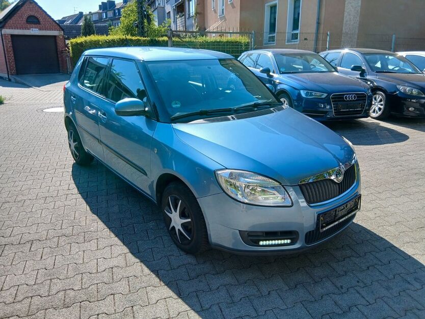 Skoda Fabia 110.000 km 2.999 € Oberhausen 46117