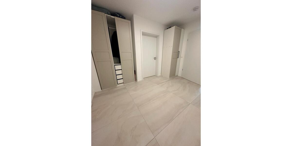 Etagenwohnung Vöhringen - 2.5 Zimmer, 83 m&sup2;, 1.323&euro; | Angebot:26291898