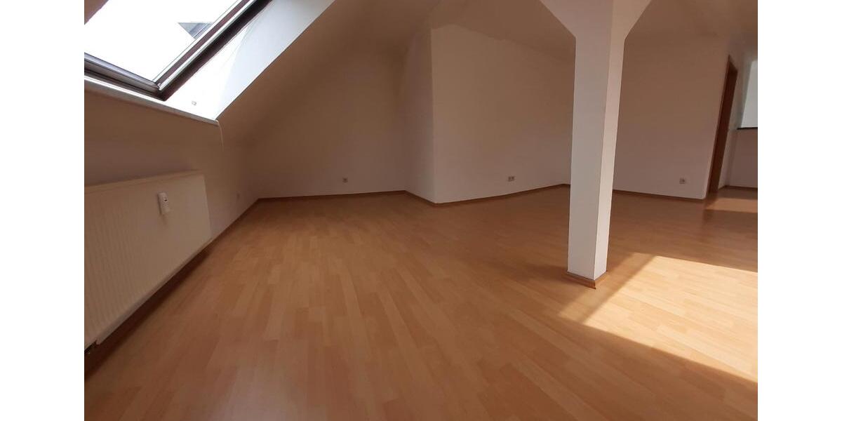 Dachgeschoßwohnung Spremberg - 2 Zimmer, 68 m&sup2;, 440&euro; | Angebot:26479643
