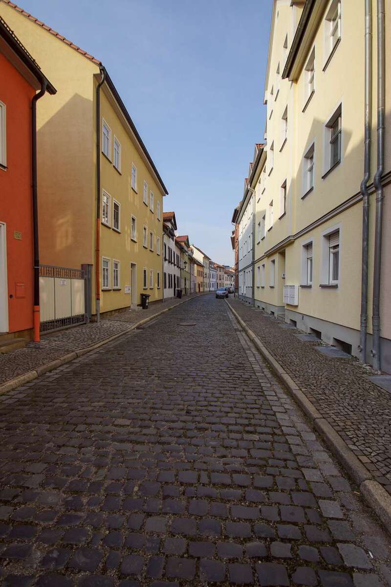 Zwei vermietete Wohnungen in Bestlage von Arnstadt – direkt an der Liebfrauenkirche 4 zimmer