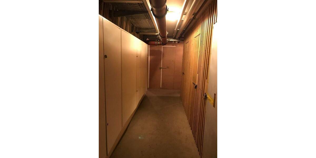 Etagenwohnung Zwickau-Marienthal Marienthal - 2 Zimmer, 66 m&sup2;, 69.000&euro; | Angebot:25747130