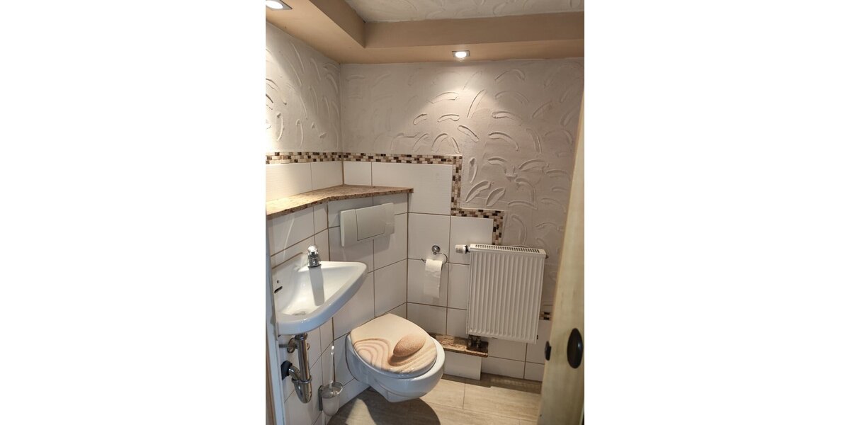 Erbenhausen, EFH + Nebengeb. - Einfamilienhaus Erbenhausen | Angebot:20985772