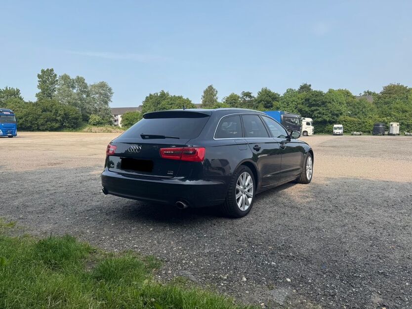 Audi A6 260.000 km 11.900 € Husum 25813