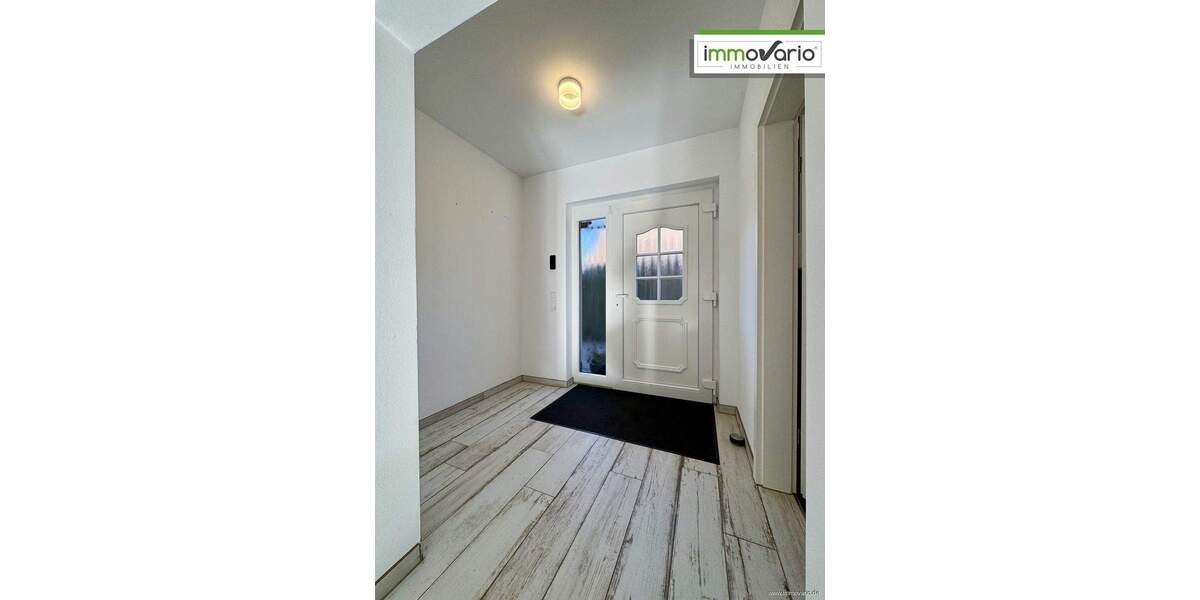 Stilvoller Bungalow-Traum mit Garten und Pool in ruhiger Lage Otterslebens zu vermieten! 3 zimmer