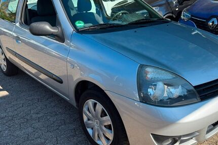 Renault Clio 64.000 km 2.490 &euro; Recklinghausen 45661