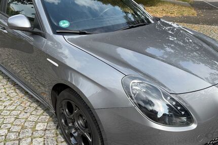 Alfa Romeo Giulietta 250.000 km 7.450 &euro; Mülheim an der Ruhr 45476
