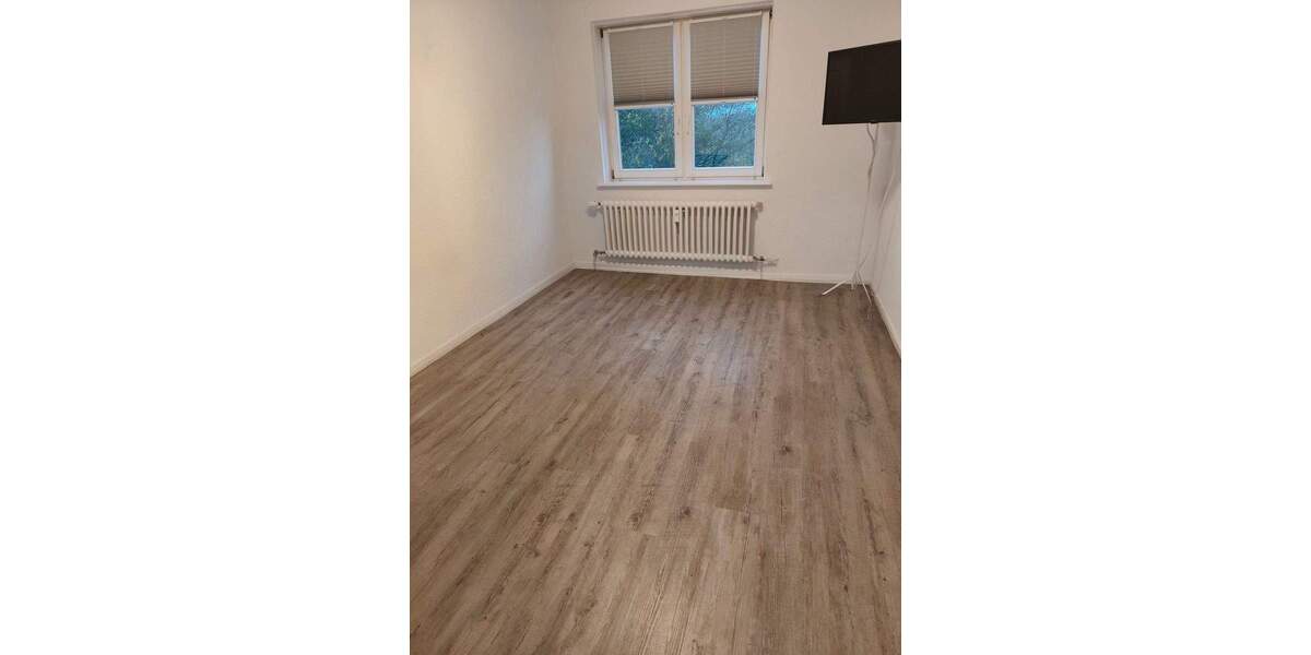 NIEBÜLL, 4 ZIMMER DACHGESCHOSSWOHNUNG MIT SCHÖNEM WEITBLICK 4 zimmer