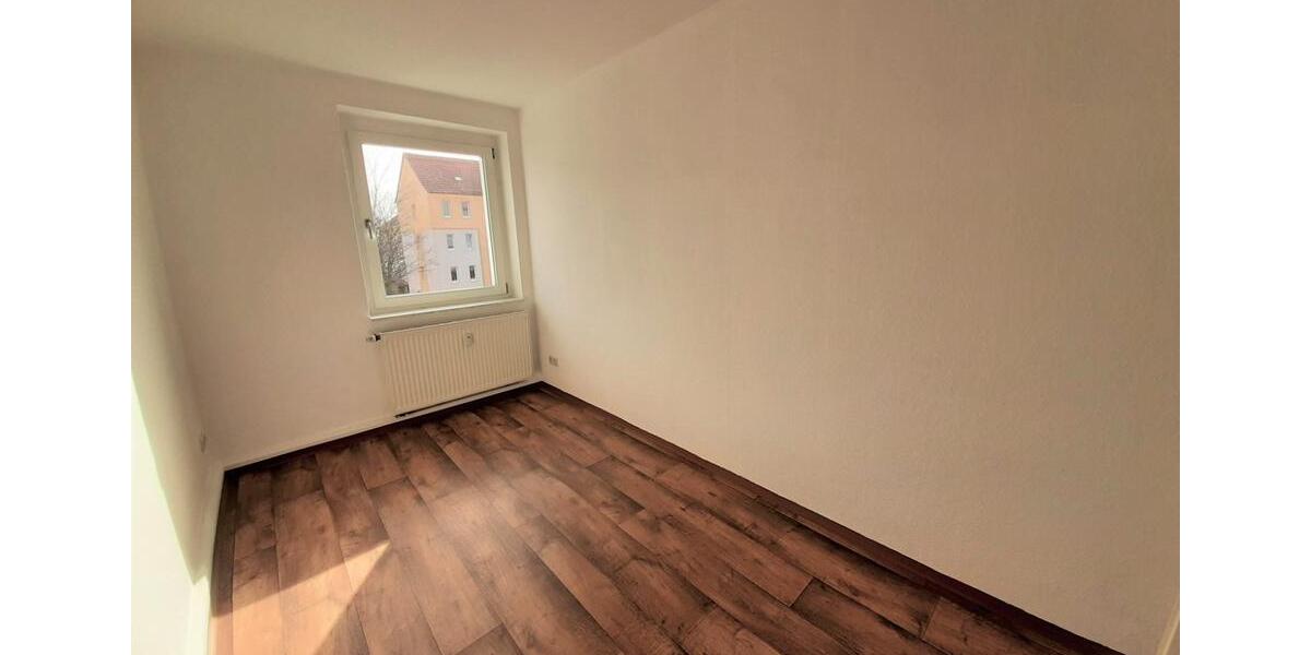 Etagenwohnung Löbau - 3 Zimmer, 66 m&sup2;, 444&euro; | Angebot:26688125