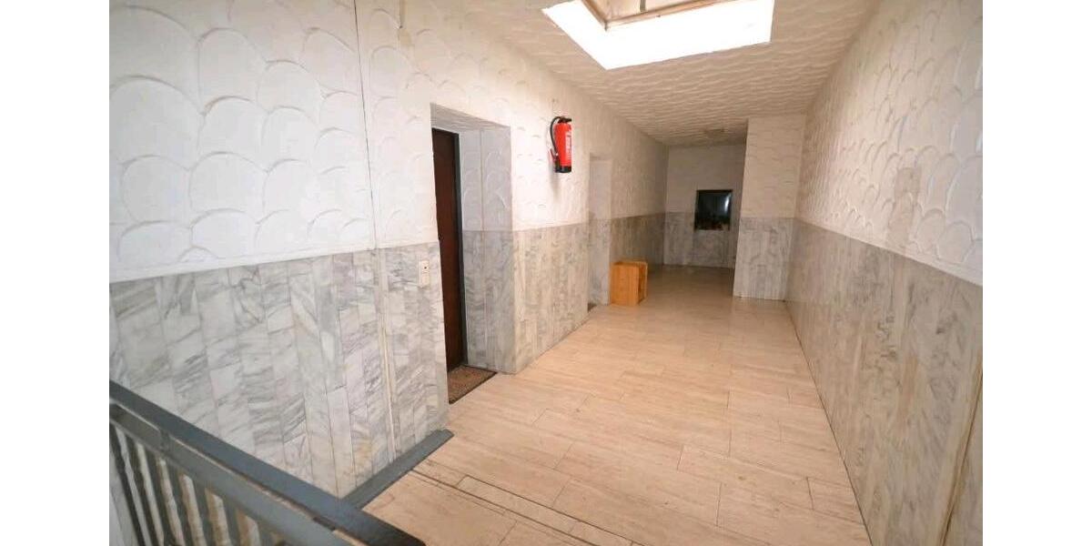 Etagenwohnung Bergheim - 2 Zimmer, 62 m&sup2;, 75.000&euro; | Angebot:26025277