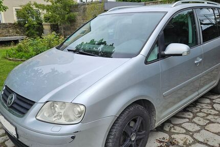 VW Touran 326.000 km 2.300 &euro; Dresden 01328