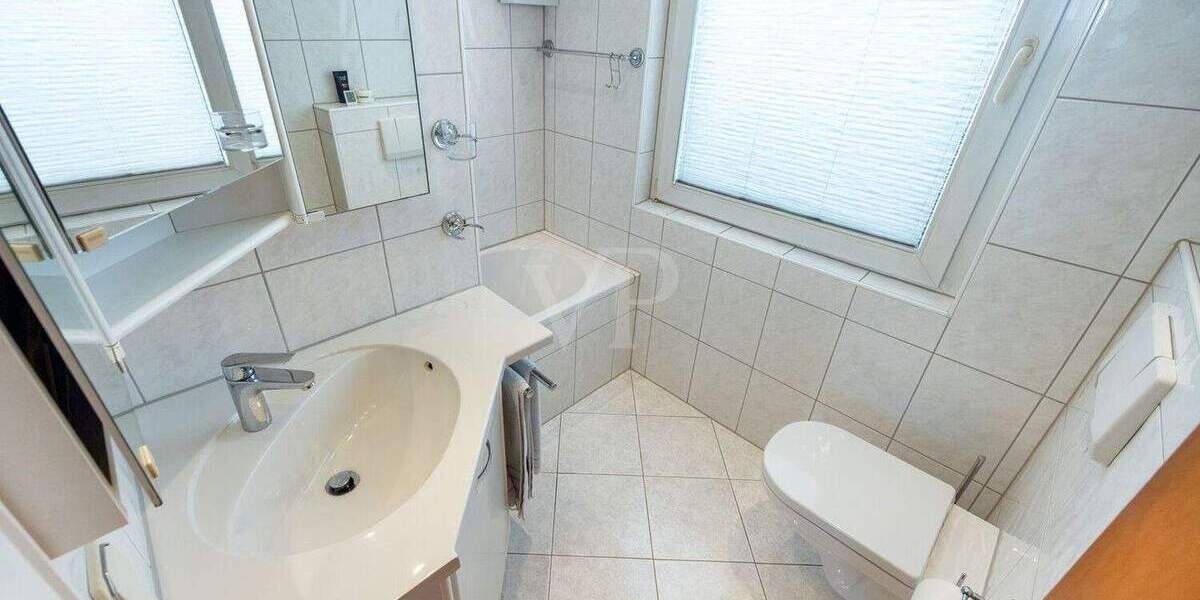 Reihenendhaus Velbert Mitte - 5 Zimmer, 106 m&sup2;, 372.000&euro; | Angebot:25602792