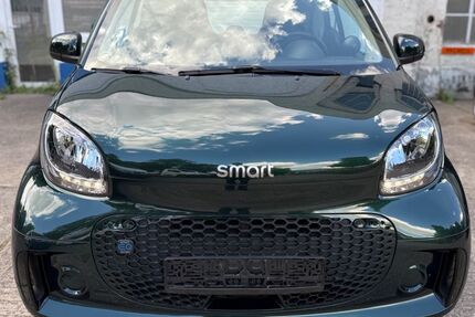 Smart ForTwo 39.841 km 11.000 &euro; Berlin 13088