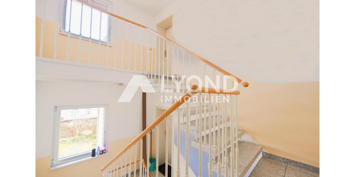 Dachgeschoßwohnung Ballenstedt - 3 Zimmer, 74 m&sup2;, 435&euro; | Angebot:25869817