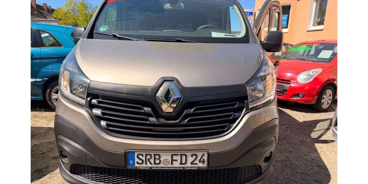 Renault Trafic 195.000 km 9.800 &euro; Erkner 15537