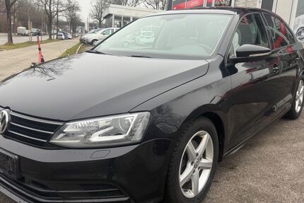 VW Jetta 200.000 km 8.700 &euro; München OT Trudering-Riem 81825