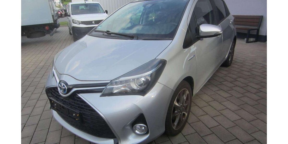 Toyota Yaris 54.000 km 12.750 &euro; Erbach/ODW 64711