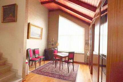 Haus zum Kaufen in Wiesbaden-Nordenstadt 820.000 € 160 m² 5 zimmer