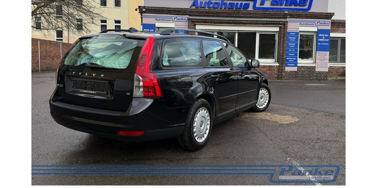 Volvo V50 1.8*Xenon*SKZ*Klima*Scheckheft*SR+WR* 306.037 km 2.200 &euro; Berlin 13187