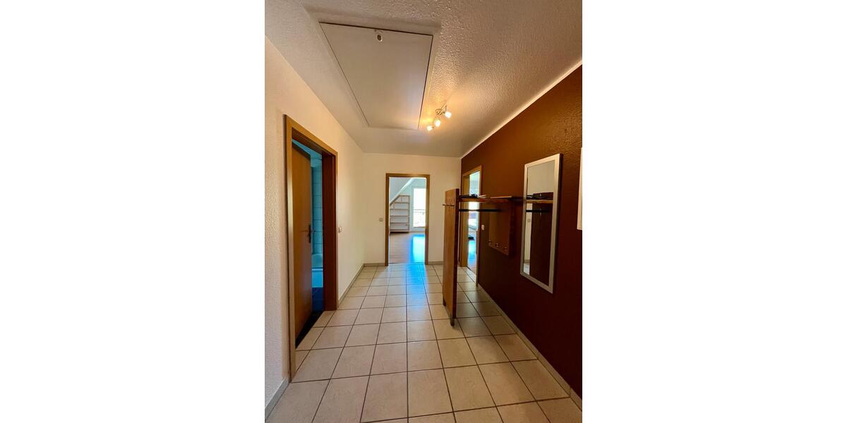 Dachgeschoßwohnung Bad Münstereifel - 3.5 Zimmer, 110 m&sup2;, 1.200&euro; | Angebot:26384297