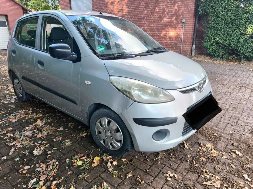i10