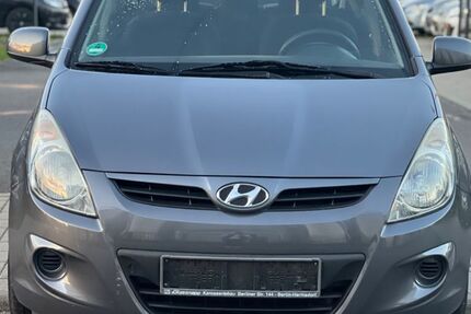 Hyundai i20 95.126 km 3.490 &euro; Wildau 15745
