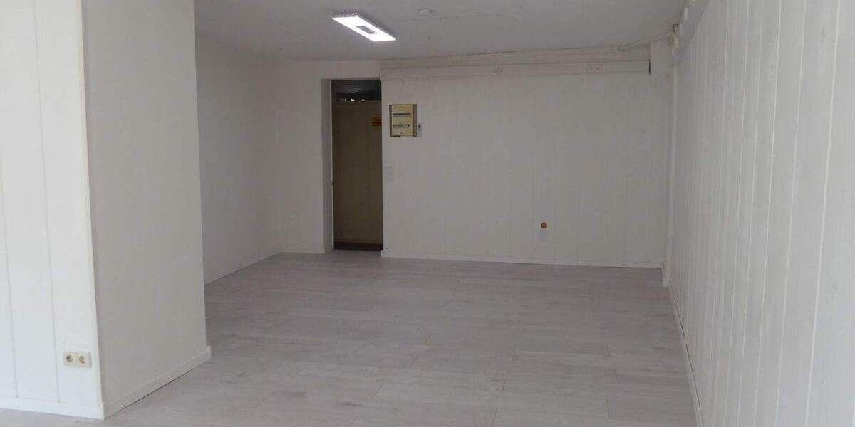 Gewerbeobjekt Gernsbach - 2 Zimmer, 600&euro; | Angebot:26358597