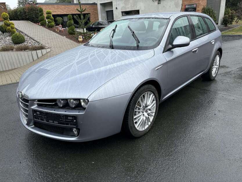 Alfa Romeo 159 201.700 km 6.190 € Siegbach 35768