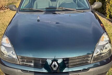 Renault Clio 69.600 km 2.200 &euro; Wustermark 14641
