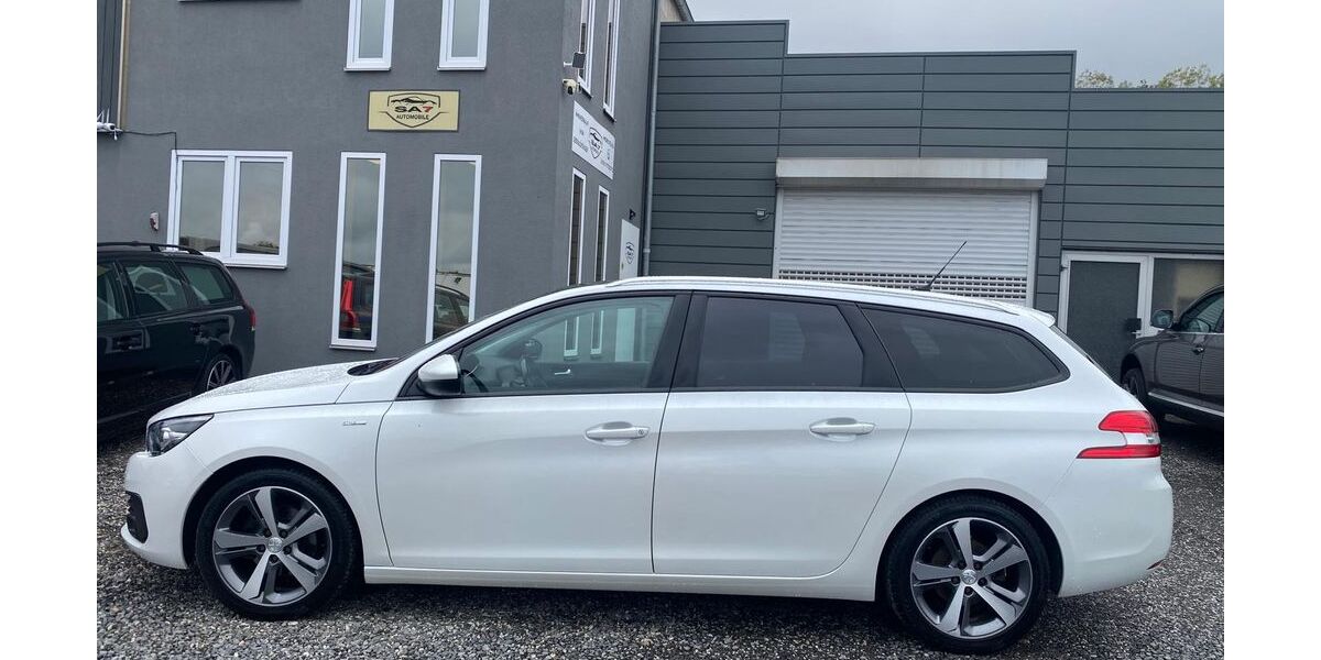 Peugeot 308 128.000 km 8.900 &euro; Euskirchen 53881