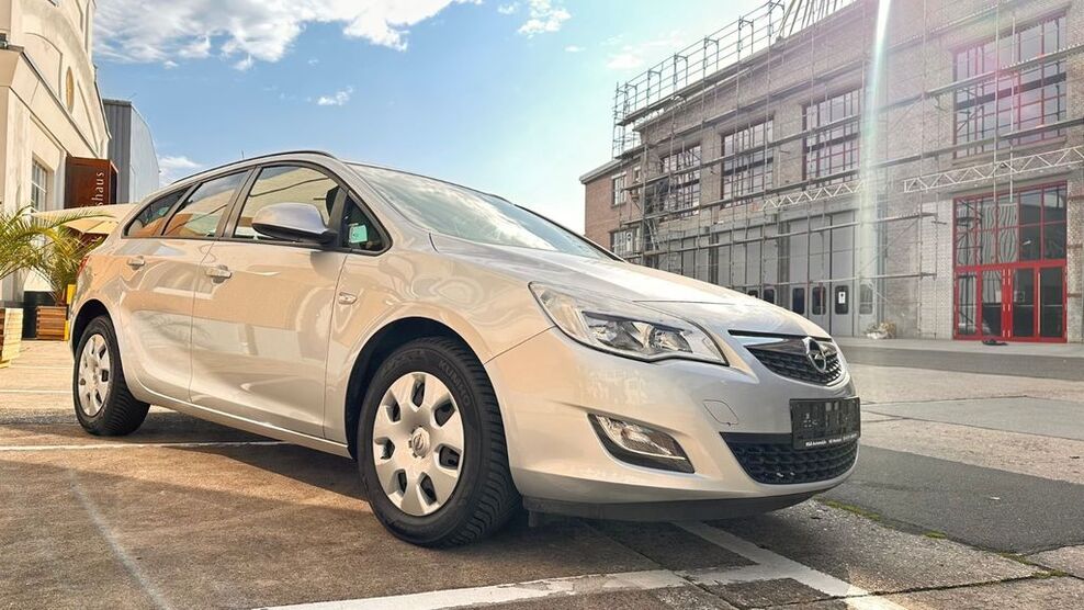 Opel Astra 196.000 km 4.950 € Mainz-Mombach 55120