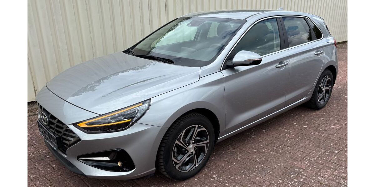 Hyundai i30 26.616 km 18.490 &euro; Wallenhorst 49134