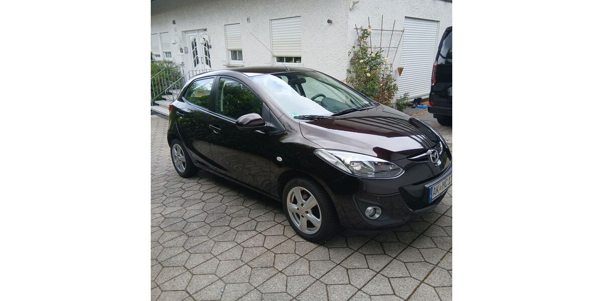 Mazda 2 131.000 km 4.800 &euro; Mittelhof 57537