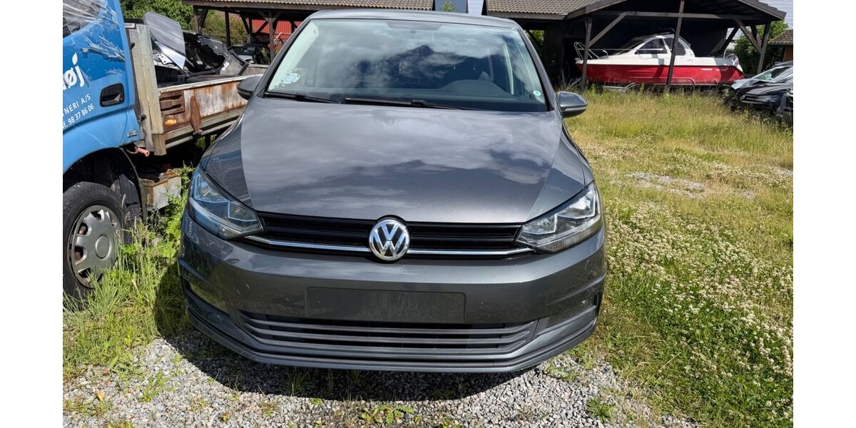 VW Touran 196.000 km 9.700 &euro; schafflund 24980