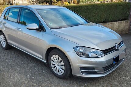 VW Golf 103.000 km 9.900 &euro; Breitscheid 35767