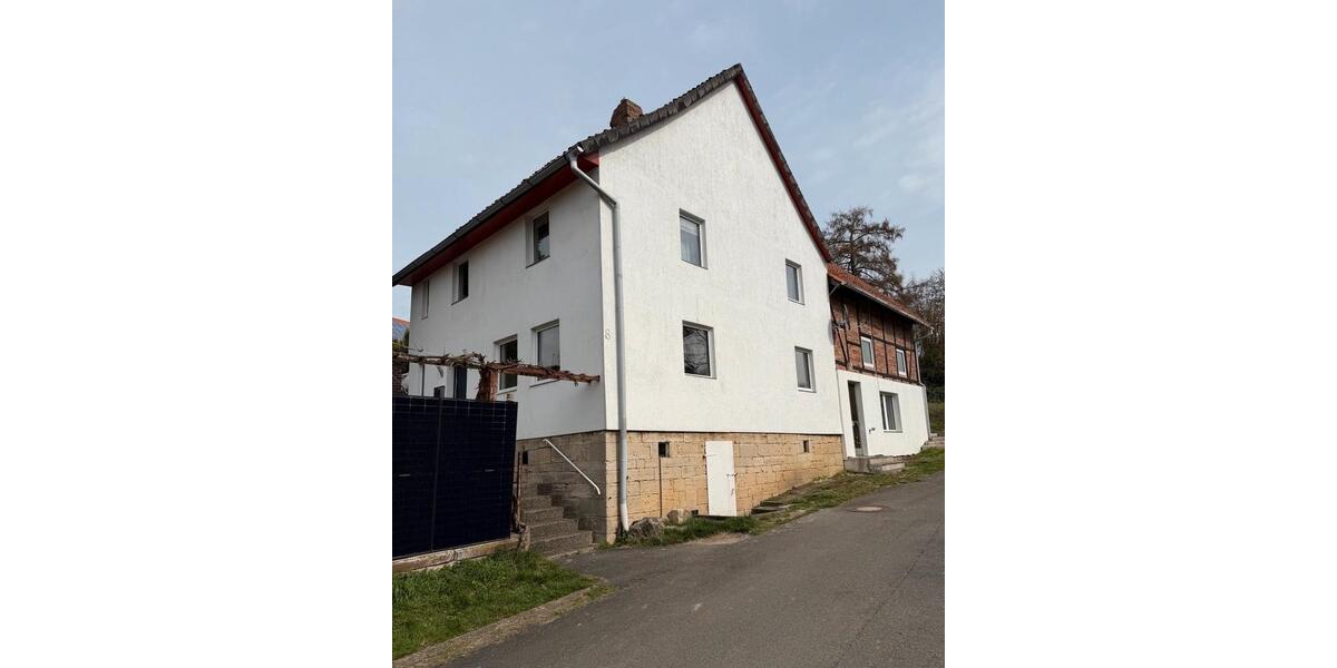 Einfamilienhaus Bad Gandersheim - 8 Zimmer, 245 m&sup2;, 255.000&euro; | Angebot:26381446
