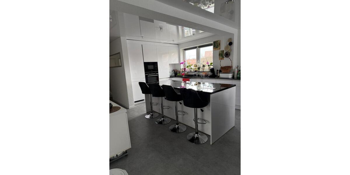 Mehrfamilienhaus, Wohnhaus Bad Schussenried - 8 Zimmer, 195 m&sup2;, 630.000&euro; | Angebot:26614143