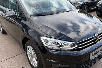 VW Touran 64.562 km 25.490 &euro; Schwetzingen 68723