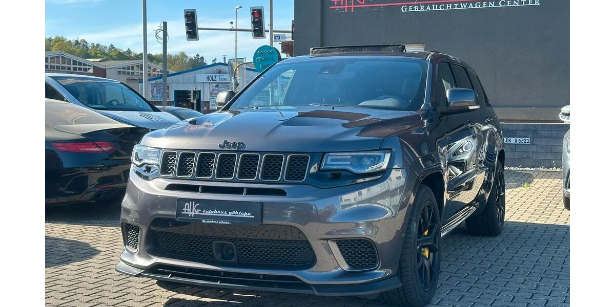 Jeep Grand Cherokee 43.300 km 106.490 &euro; Sinn 35764