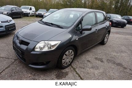 Toyota Auris 210.600 km 2.200 &euro; ESCHWEILER - KINZWEILER 52249