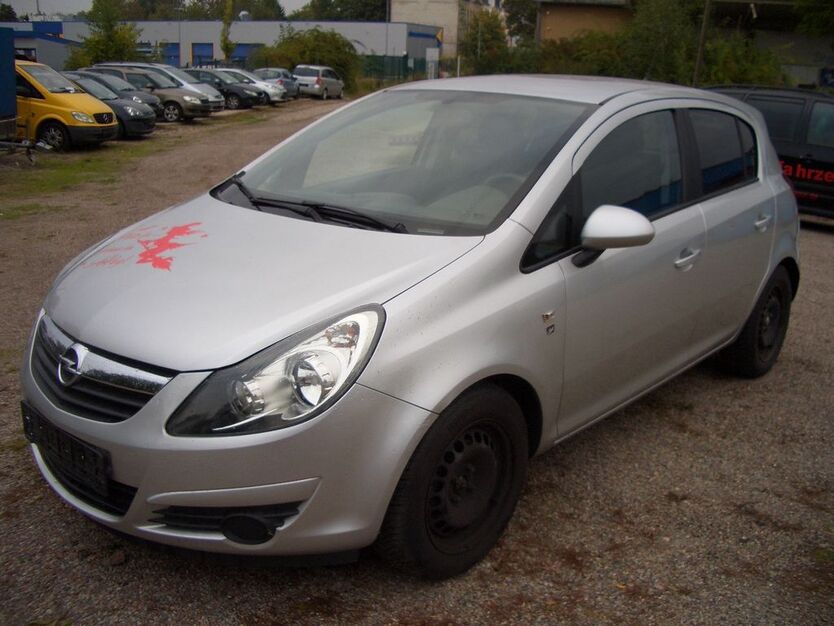 Opel Corsa 103.154 km 2.300 € Chemnitz 09125