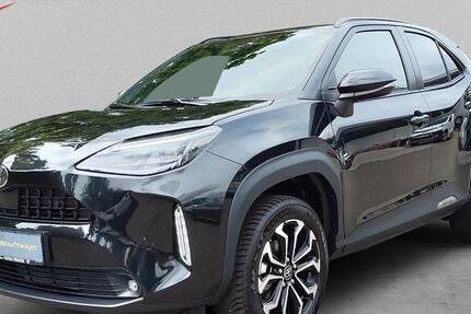 Toyota Yaris Cross 5.015 km 28.790 &euro; Pirna 01796