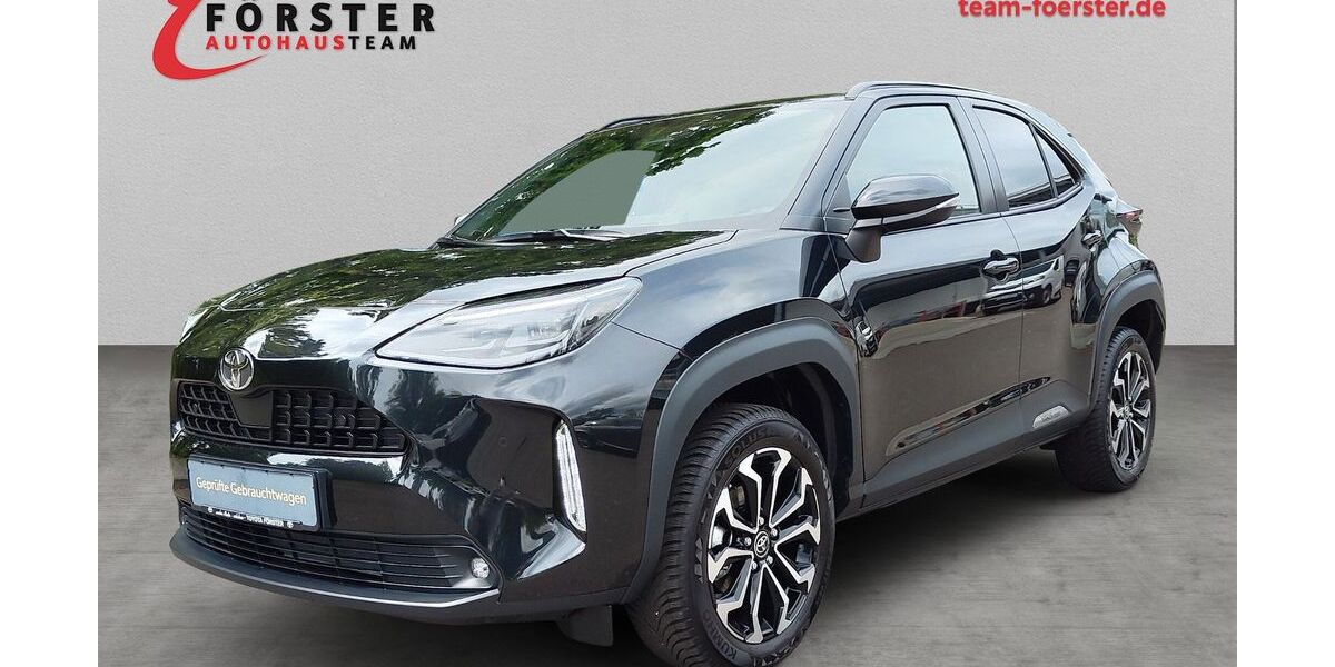 Toyota Yaris Cross 5.015 km 28.790 &euro; Pirna 01796